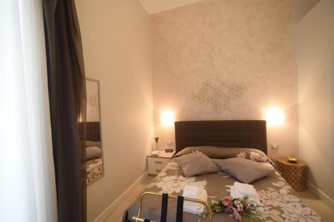 Casa Felice Suite Room Таранто Экстерьер фото